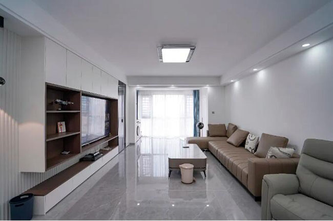 93㎡極簡(jiǎn)風(fēng)實(shí)用戶型，有一種幸福叫寬敞與干凈